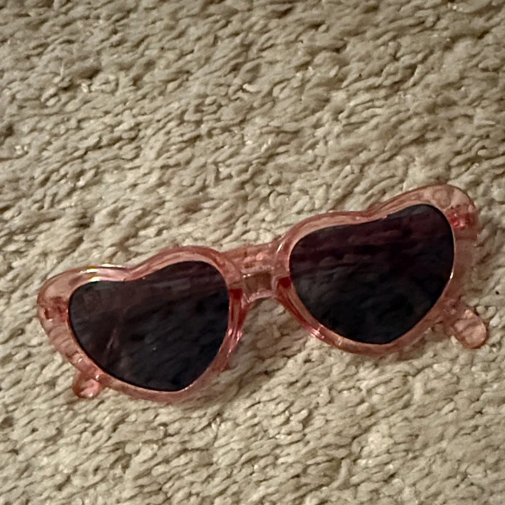 Set of Three Stylish Sunglasses for little girls
